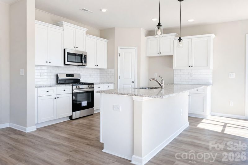 13123 Hamilton Rd, Charlotte, NC 28273