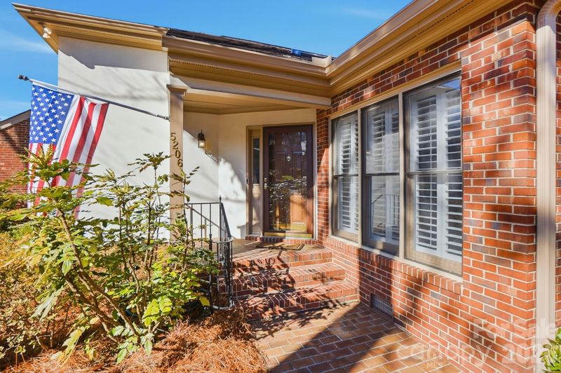 5206 Waxwind Ln, Charlotte, NC 28226