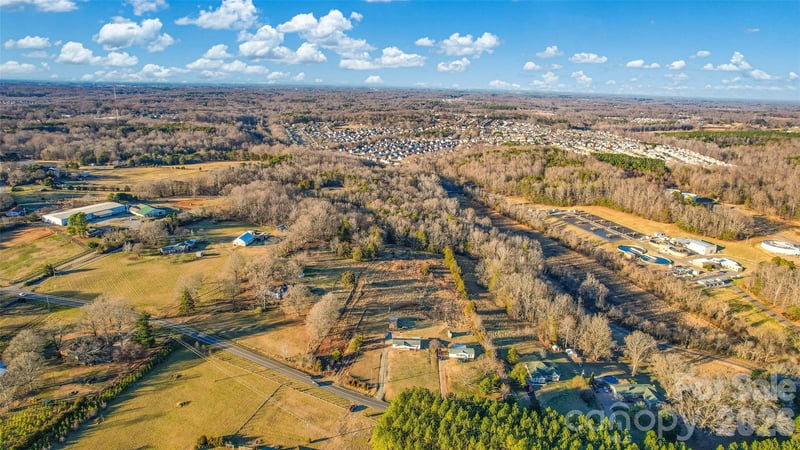 297 Johnson Dairy Rd, Mooresville, NC 28115