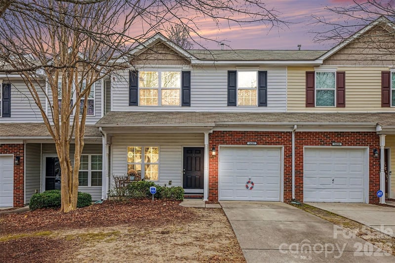 14262 Tamarack Dr, Charlotte, NC 28273