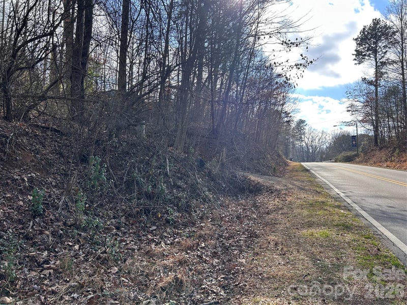 303 Burke St, Hickory, NC 28601