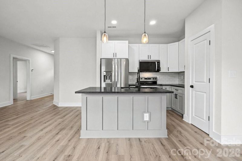 5626 Torrence St, Charlotte, NC 28269
