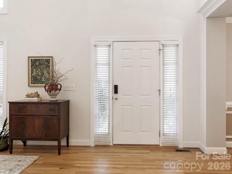 3228 Twelve Oaks Pl, Charlotte, NC 28270