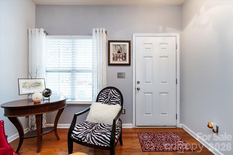 2512 Madeline Meadow Dr, Charlotte, NC 28217