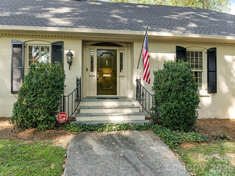 2424 Richardson Dr, Charlotte, NC 28211