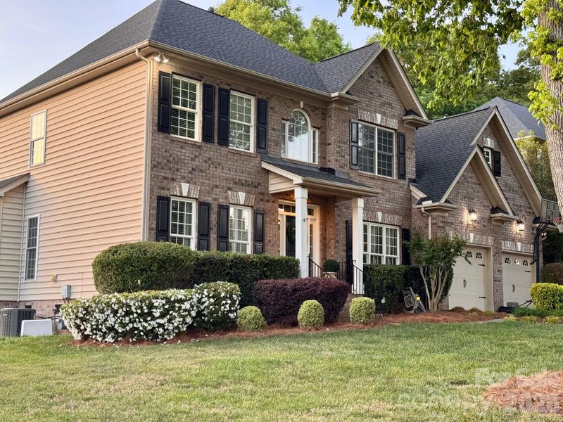 5006 Shannamara Dr, Matthews, NC 28104