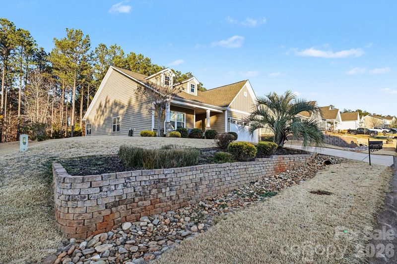 5252 Admirals Ldg, Lancaster, SC 29720