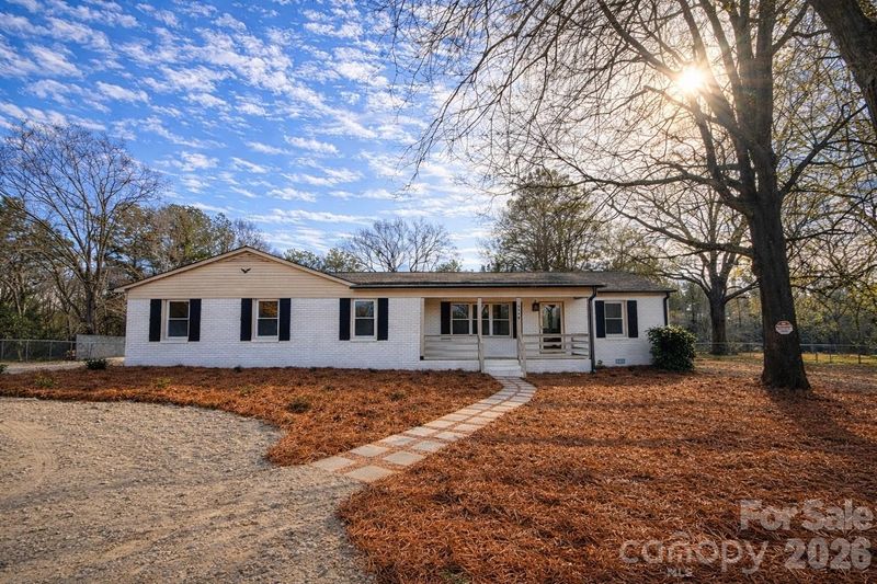 5176 Lancaster Hw, Fort Lawn, SC 29714