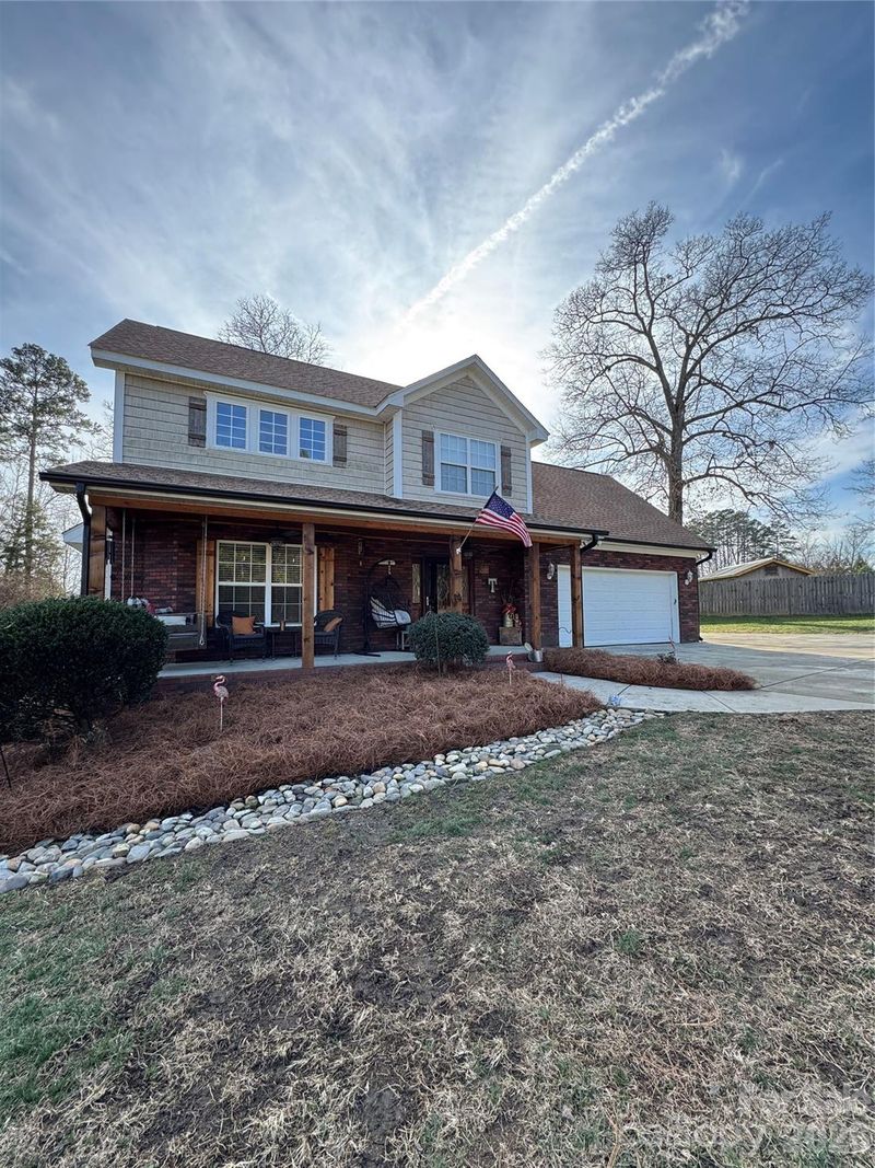 1151 Pine Cross Dr, Mount Pleasant, NC 28124