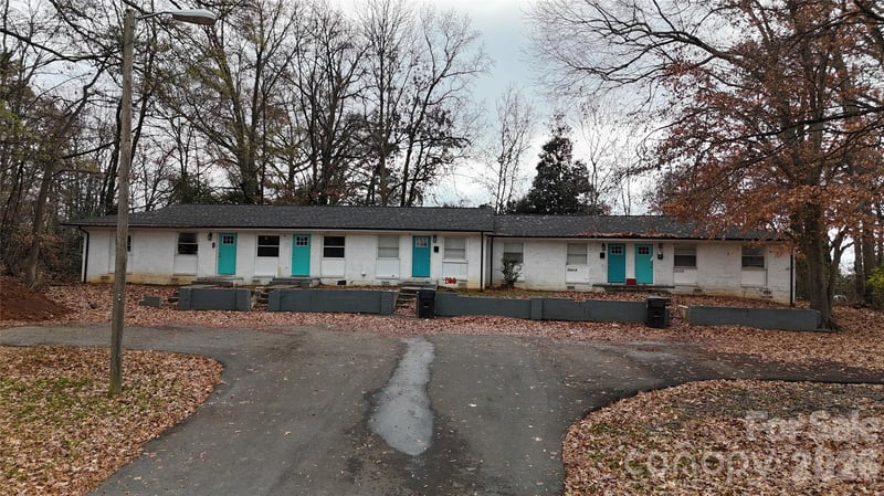 2427 Carmine St, Charlotte, NC 28206