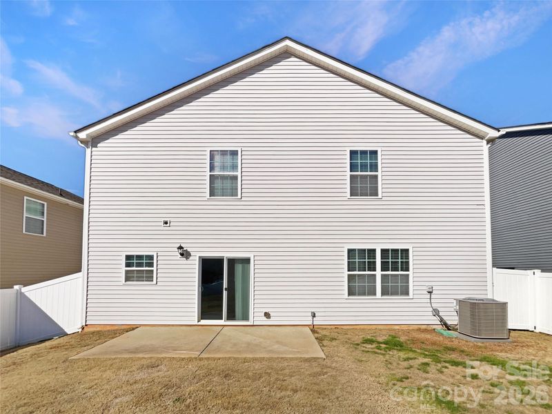 9639 Margrave Dr, Gastonia, NC 28056