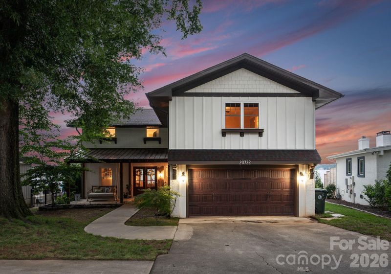 20732 Eastpoint Dr, Cornelius, NC 28031