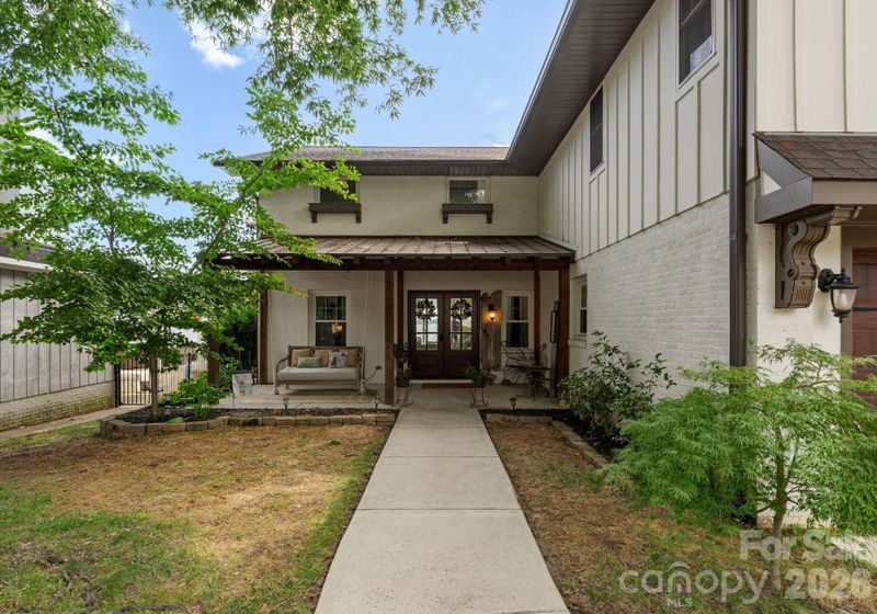 20732 Eastpoint Dr, Cornelius, NC 28031