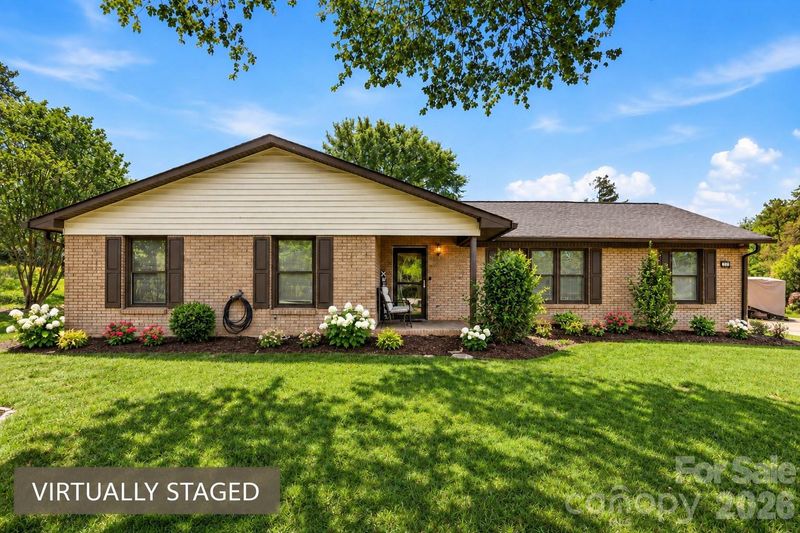 125 Southwood Park Rd, Mooresville, NC 28117