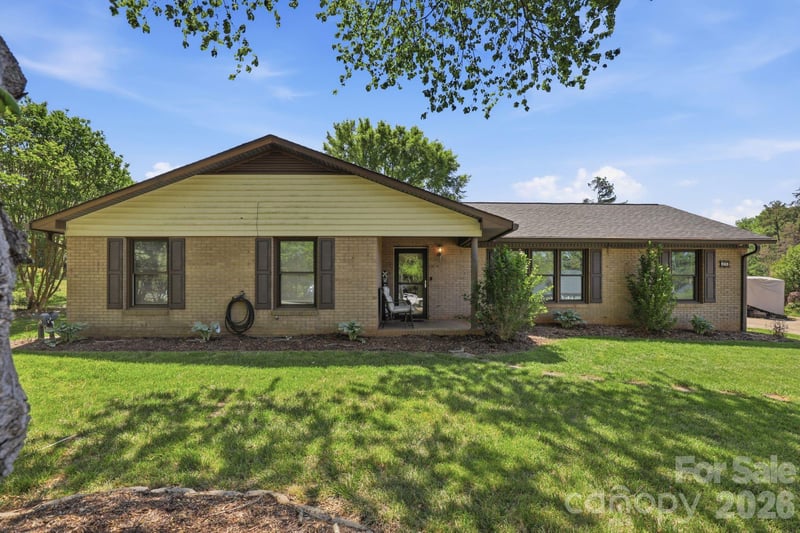 125 Southwood Park Rd, Mooresville, NC 28117