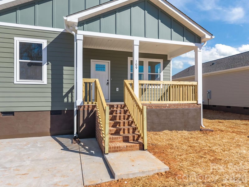 109 E Earnhardt St, Salisbury, NC 28144