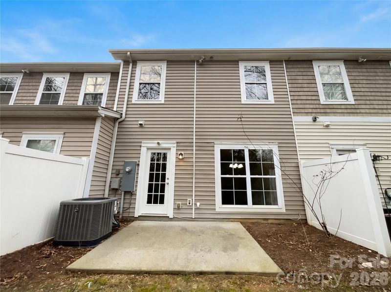 4773 Craigmoss Ln, Charlotte, NC 28278