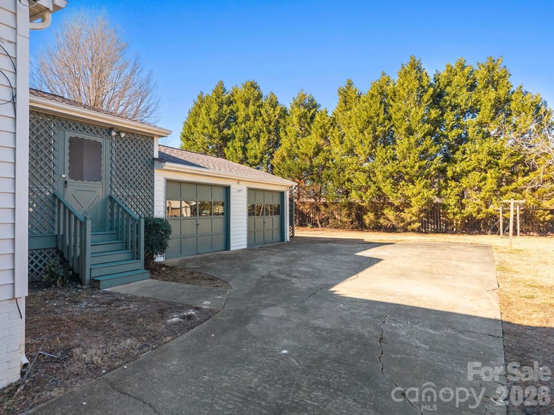 1950 Rosemont St, Salisbury, NC 28144