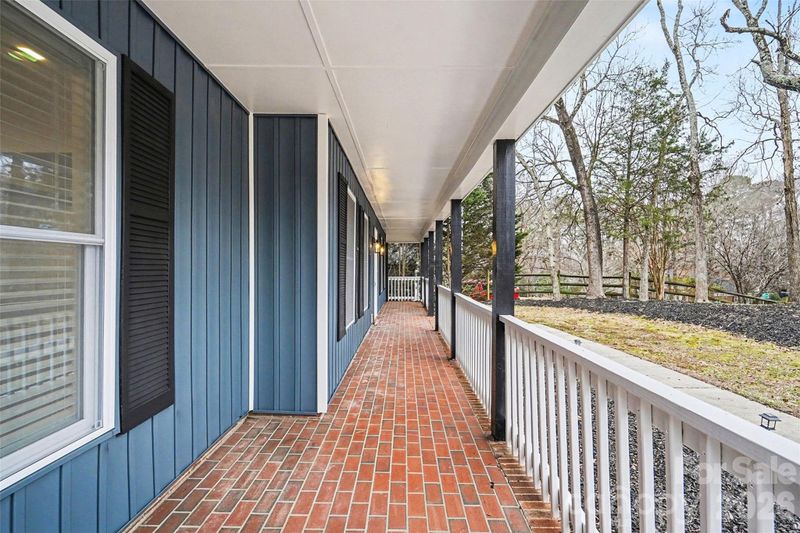 8343 Norcroft Dr, Charlotte, NC 28269
