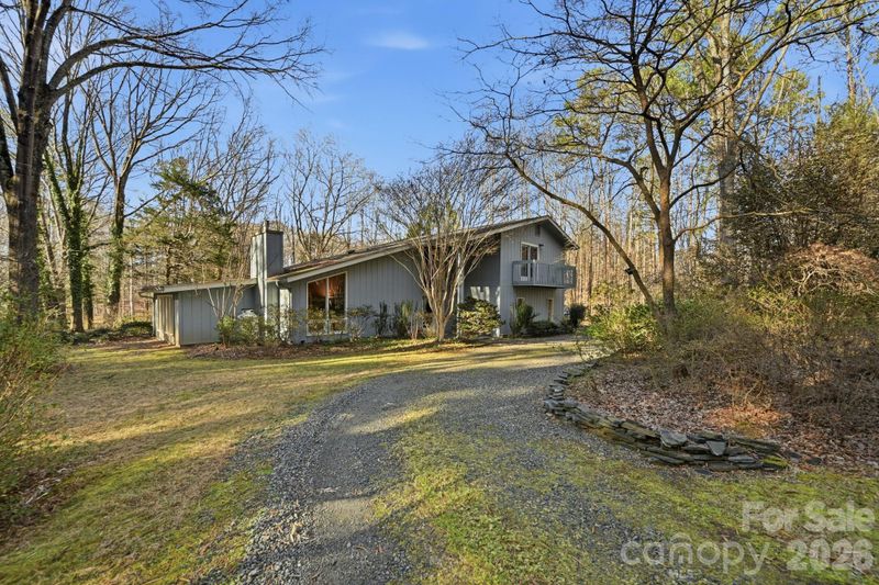 1916 Davis Rd, Davidson, NC 28036