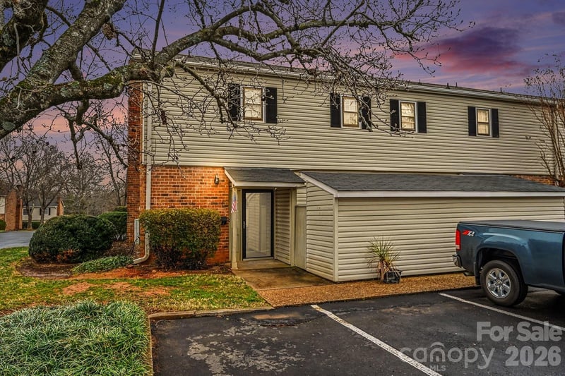 5947 Quail Hollow Rd #A, Charlotte, NC 28210