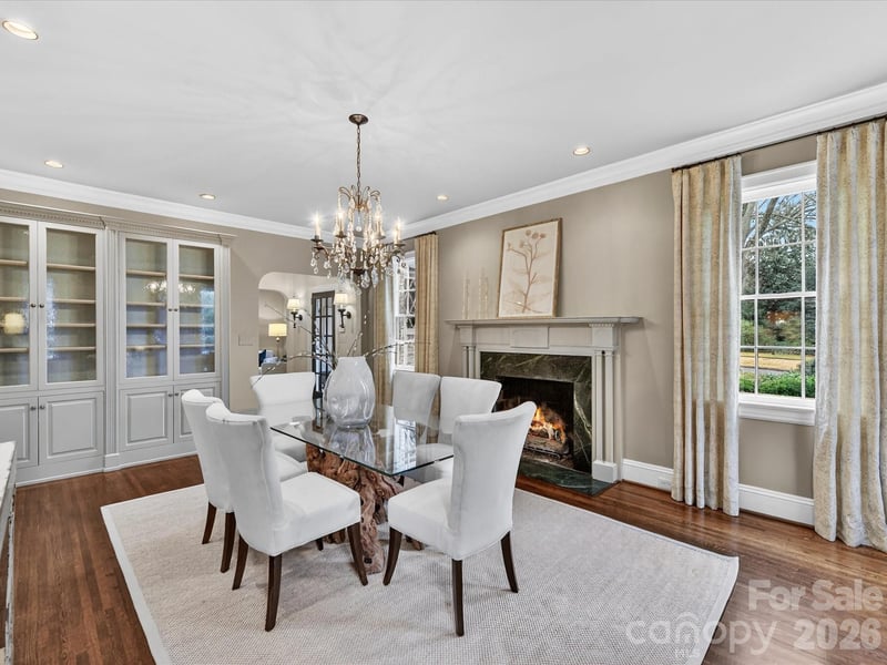 1126 Queens Rd W, Charlotte, NC 28207