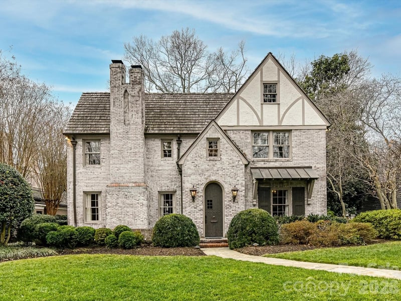 1126 Queens Rd W, Charlotte, NC 28207