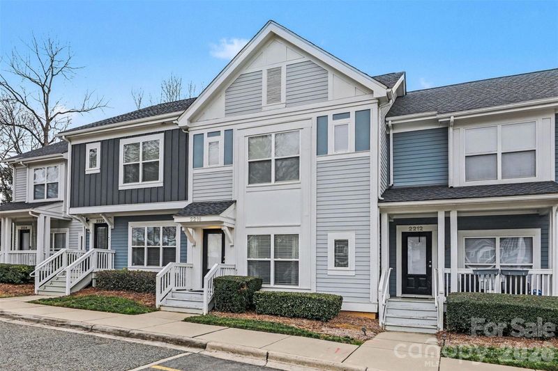 2216 Vision Dr, Charlotte, NC 28203