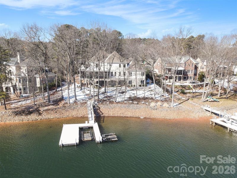 4526 Island Waters Dr, Denver, NC 28037