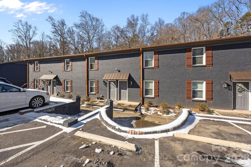 1422 Nottingham Rd, Kannapolis, NC 28081