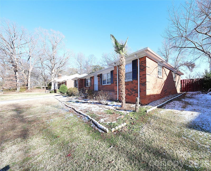 6625 Old Post Rd, Charlotte, NC 28212