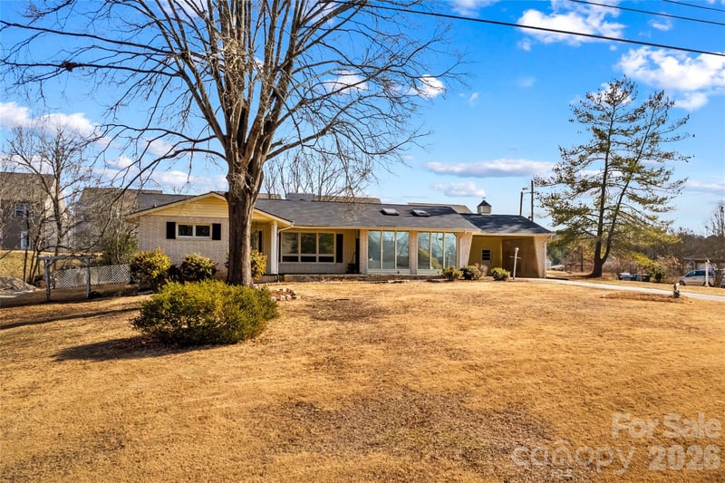 305 Sills Dr, Salisbury, NC 28146