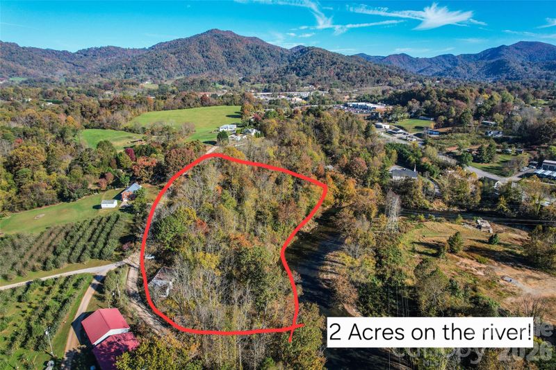 415 Pigeon Ford Rd, Canton, NC 28716