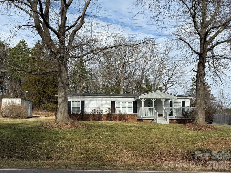 2056 Sipe Rd, Conover, NC 28613