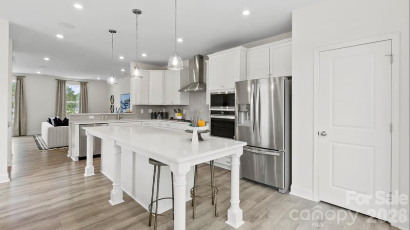 3027 Rozzelles Ferry Rd, Charlotte, NC 28208