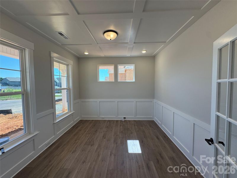 1313 Knob Creek Dr, Gastonia, NC 28054