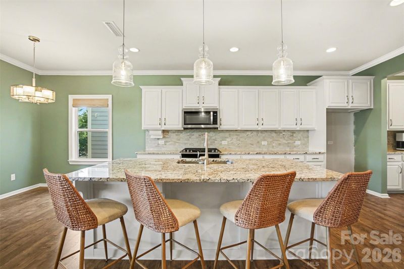 2013 Fuschia Ct, Tega Cay, SC 29708