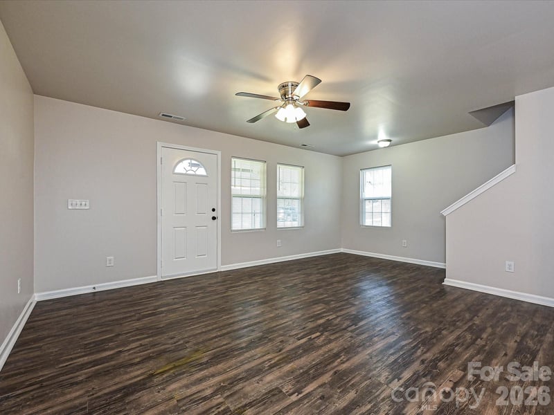 362 E Mills Ave, Mooresville, NC 28115