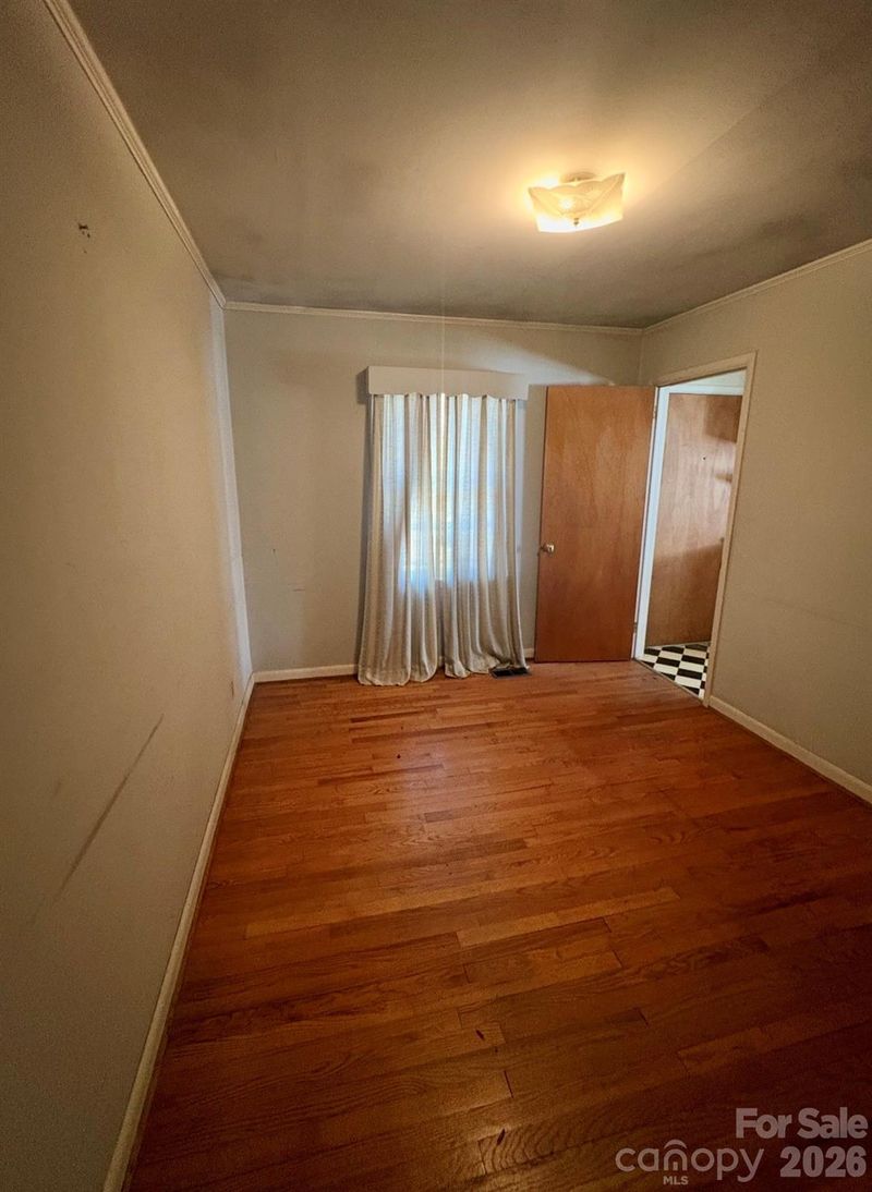 1907 Jennings St, Charlotte, NC 28216