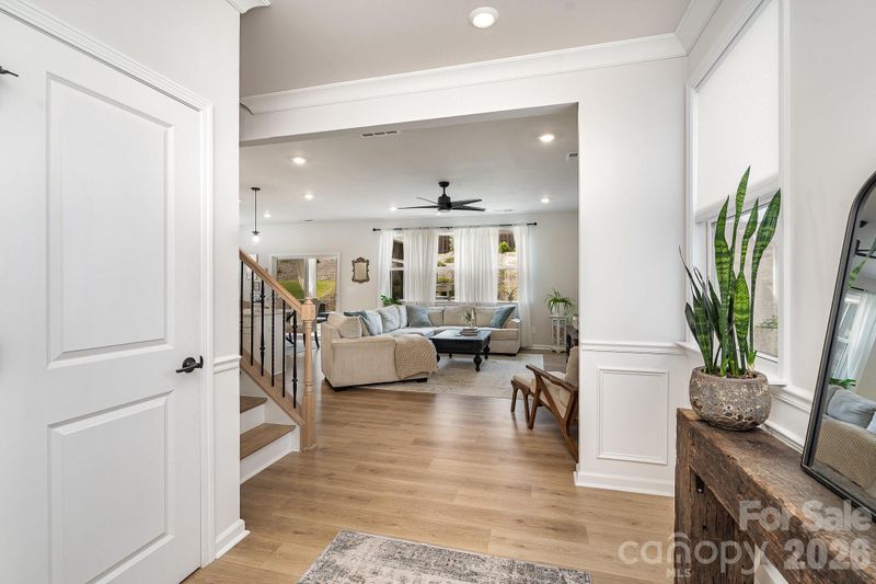 16018 River Tree Ln, Charlotte, NC 28278