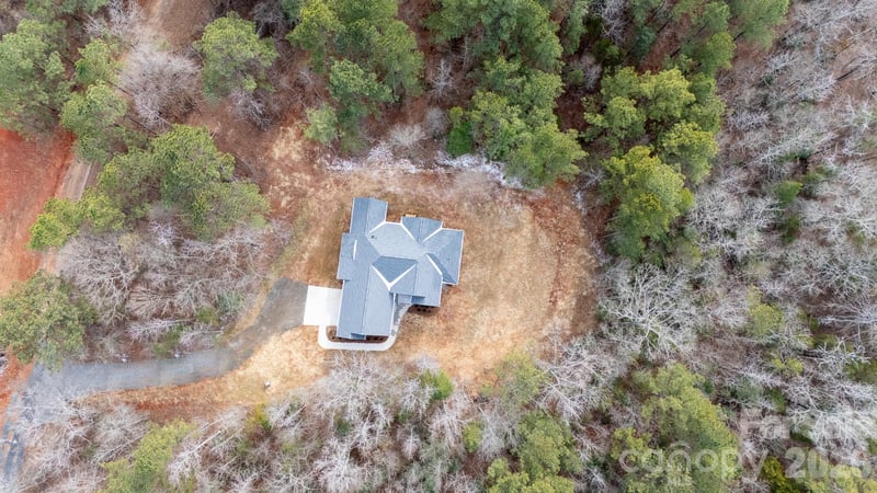 502 Squaw Ln, Edgemoor, SC 29712
