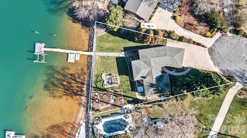 3267 Miners Cove Ct, Denver, NC 28037