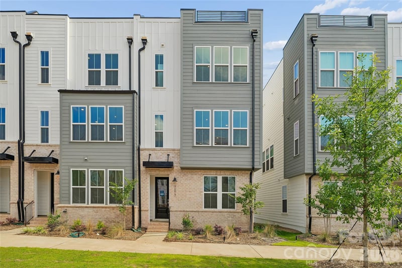 7017 Westrow Ave, Charlotte, NC 28278