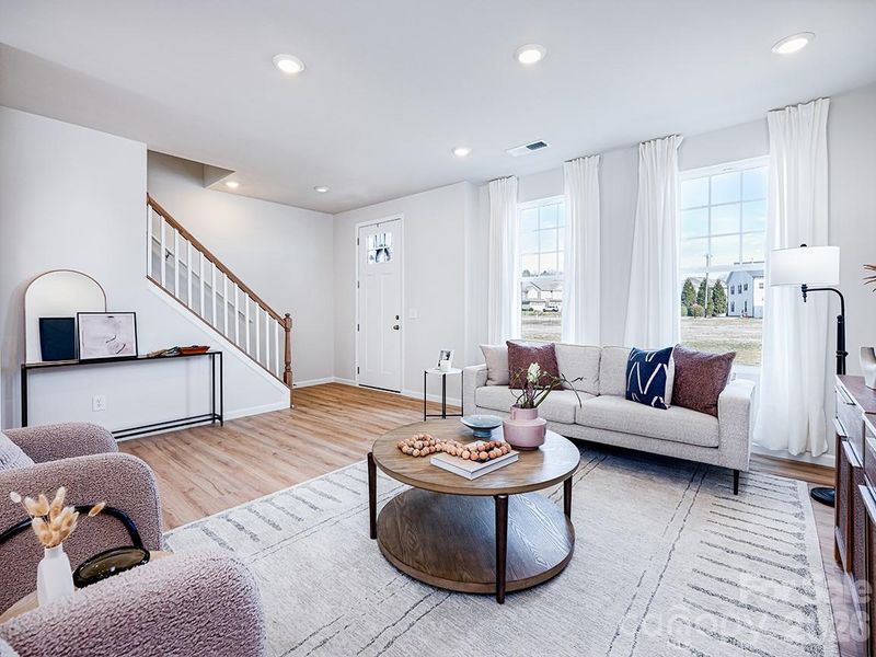 211 Vanguard Ln #18, Cramerton, NC 28032