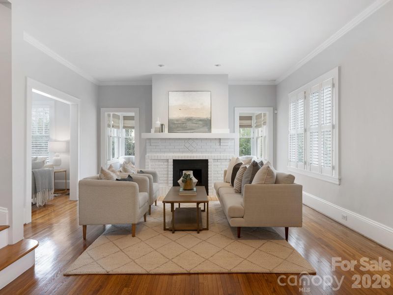 849 Henley Pl, Charlotte, NC 28207