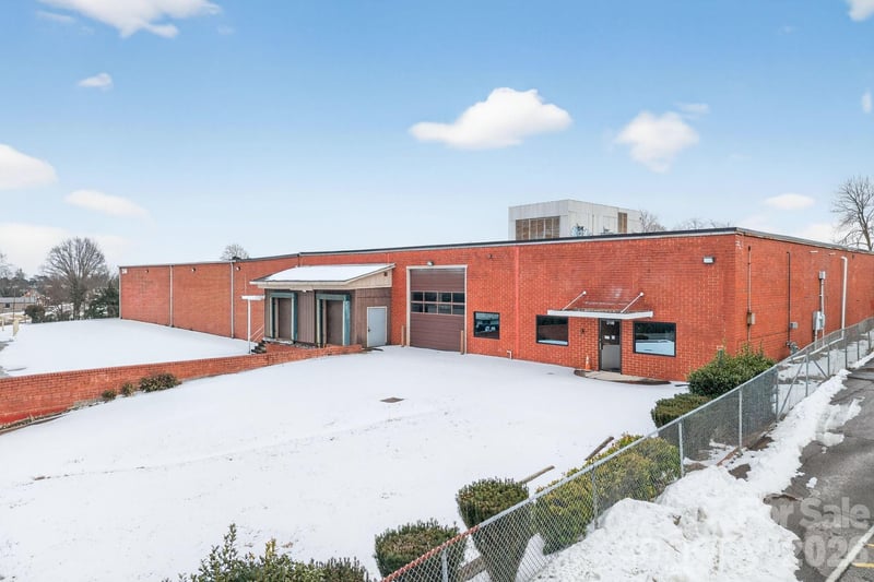 2146 Highland Ave NE, Hickory, NC 28601