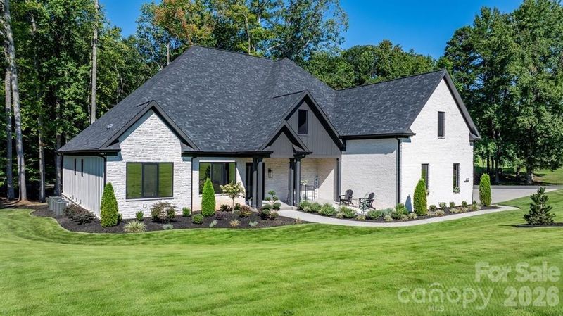 8527 Fieldstone Dr, Terrell, NC 28682