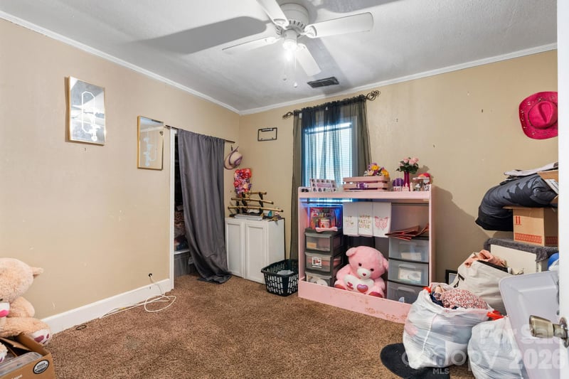 1242 W Airline Ave, Gastonia, NC 28052