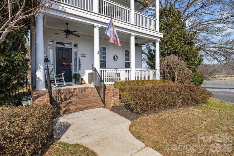 160 Wesleyan Dr, Mcadenville, NC 28101