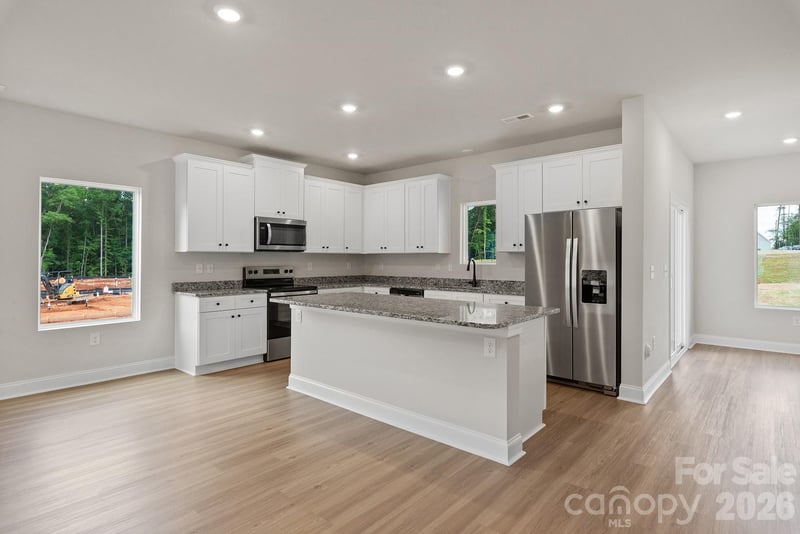 3610 Narrow Dr, Charlotte, NC 28215